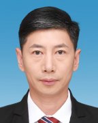 并演讲施行决议、号令的环境